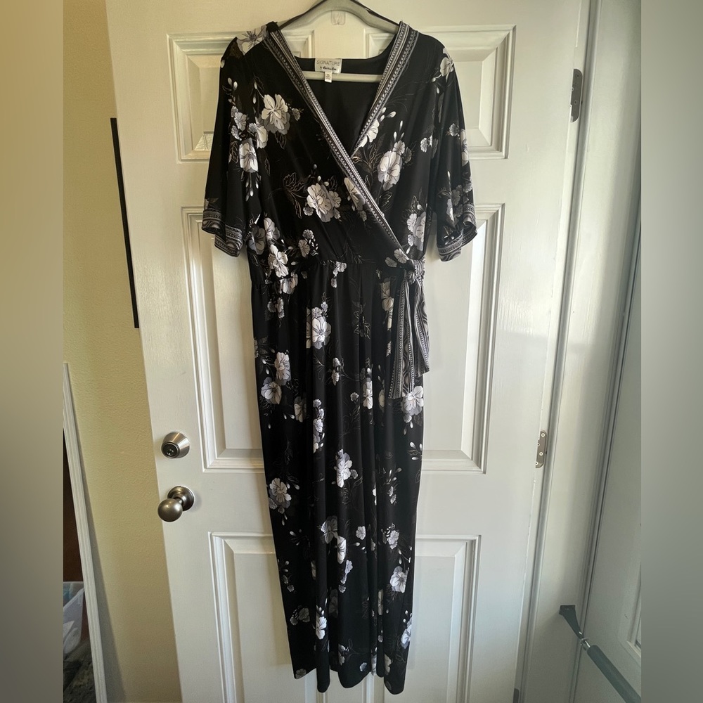 Signature by Robbie Bee Jumpsuit